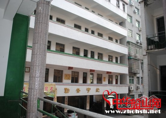 船山学校现有教学楼 船山学校现有教学楼